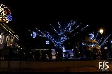 La Navidad ya ilumina Telde/Francisco Javier Santana y Antonio Alí.